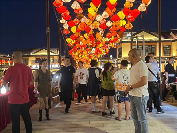 興商貿(mào) 促消費 惠民生！景德鎮(zhèn)這里的夜市很火爆！